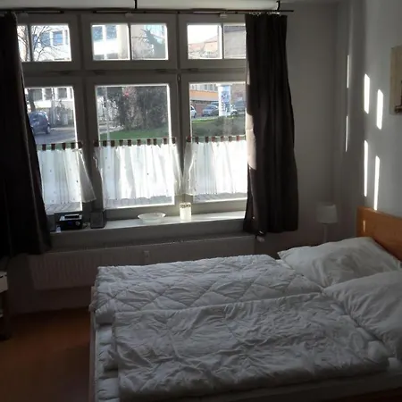 Ferienwohnung Am Ozeaneum Apartment *